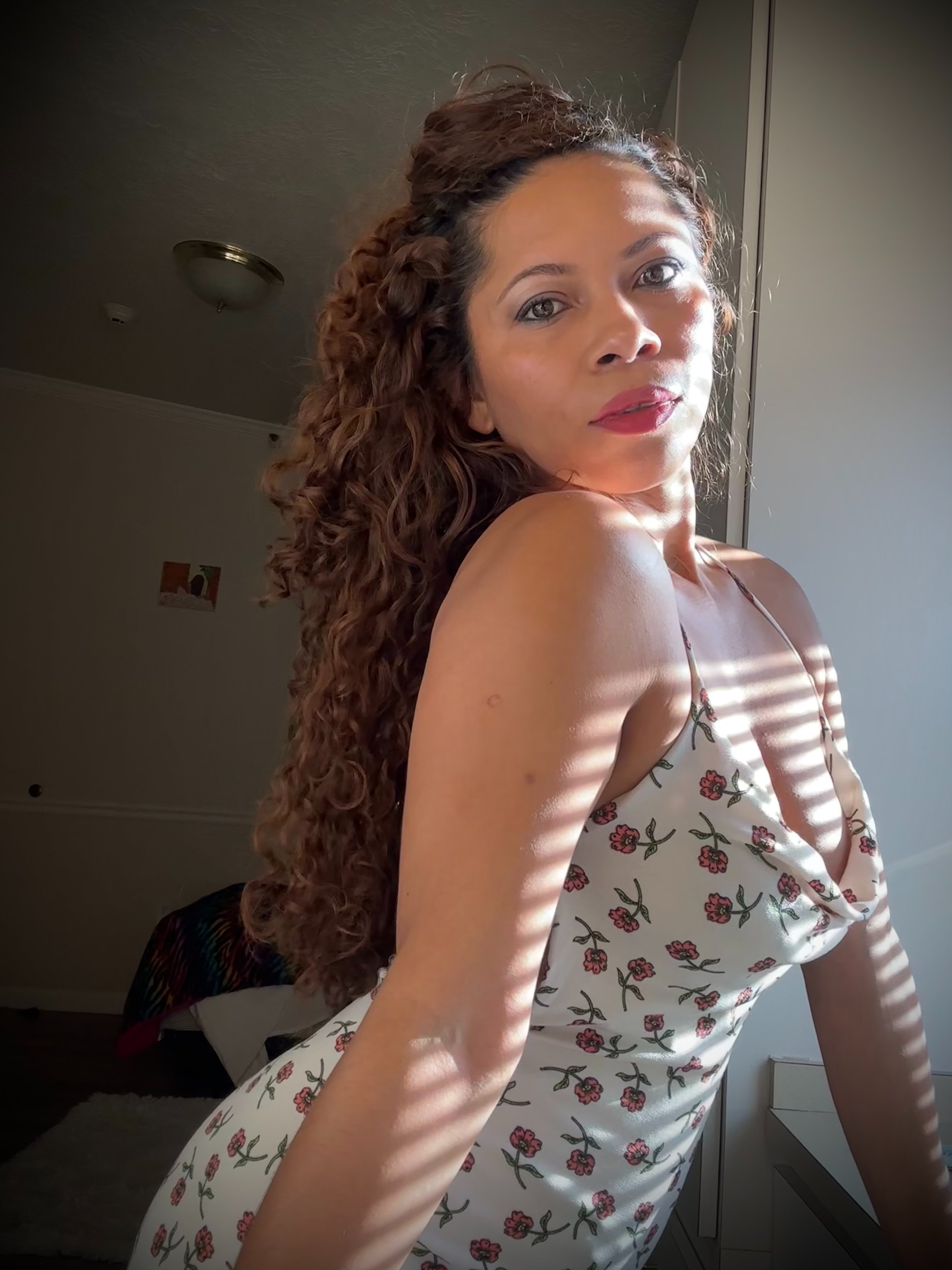 Latina Legal Escort in Nevada
