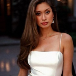 Nicole-Richards-1-2-400x573